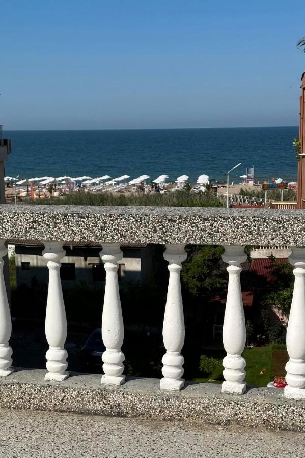 Hotel Yanis Lozenec Kültér fotó