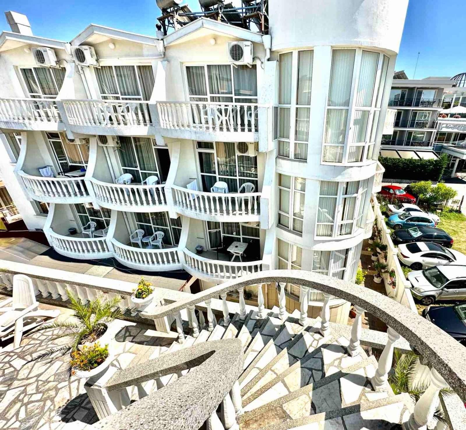 Hotel Yanis Lozenec Kültér fotó