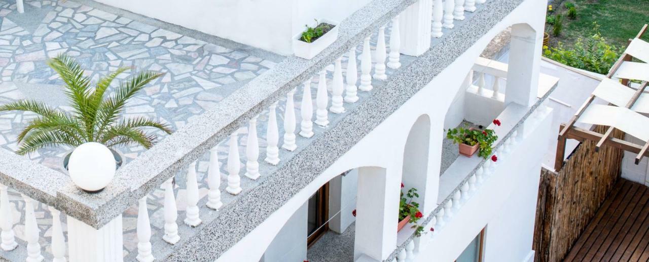 Hotel Yanis Lozenec Kültér fotó