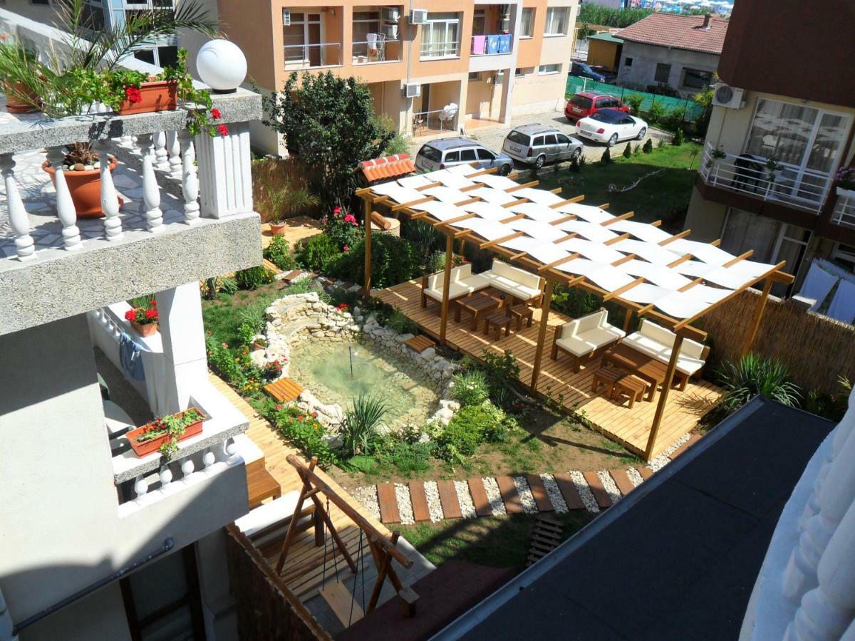 Hotel Yanis Lozenec Kültér fotó